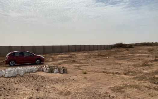 Terrains de 150m2 à Diass en face du péage