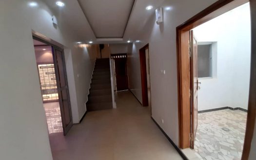 Maison de 330m2 à Thiès (Fayou)